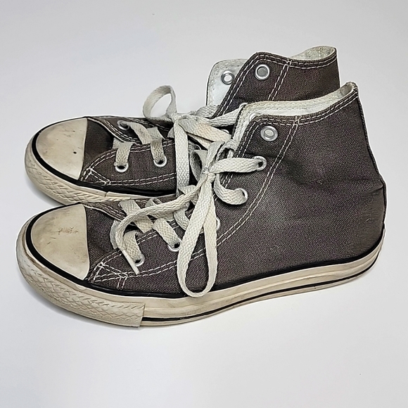 Kids High Top Converse - Picture 2 of 6